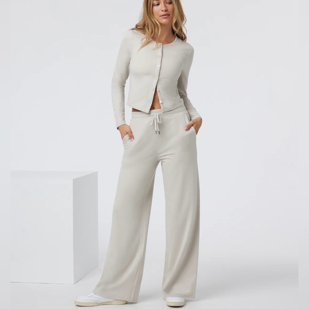 Vuori Women's Wide-Leg Drawstring Pants - Cream